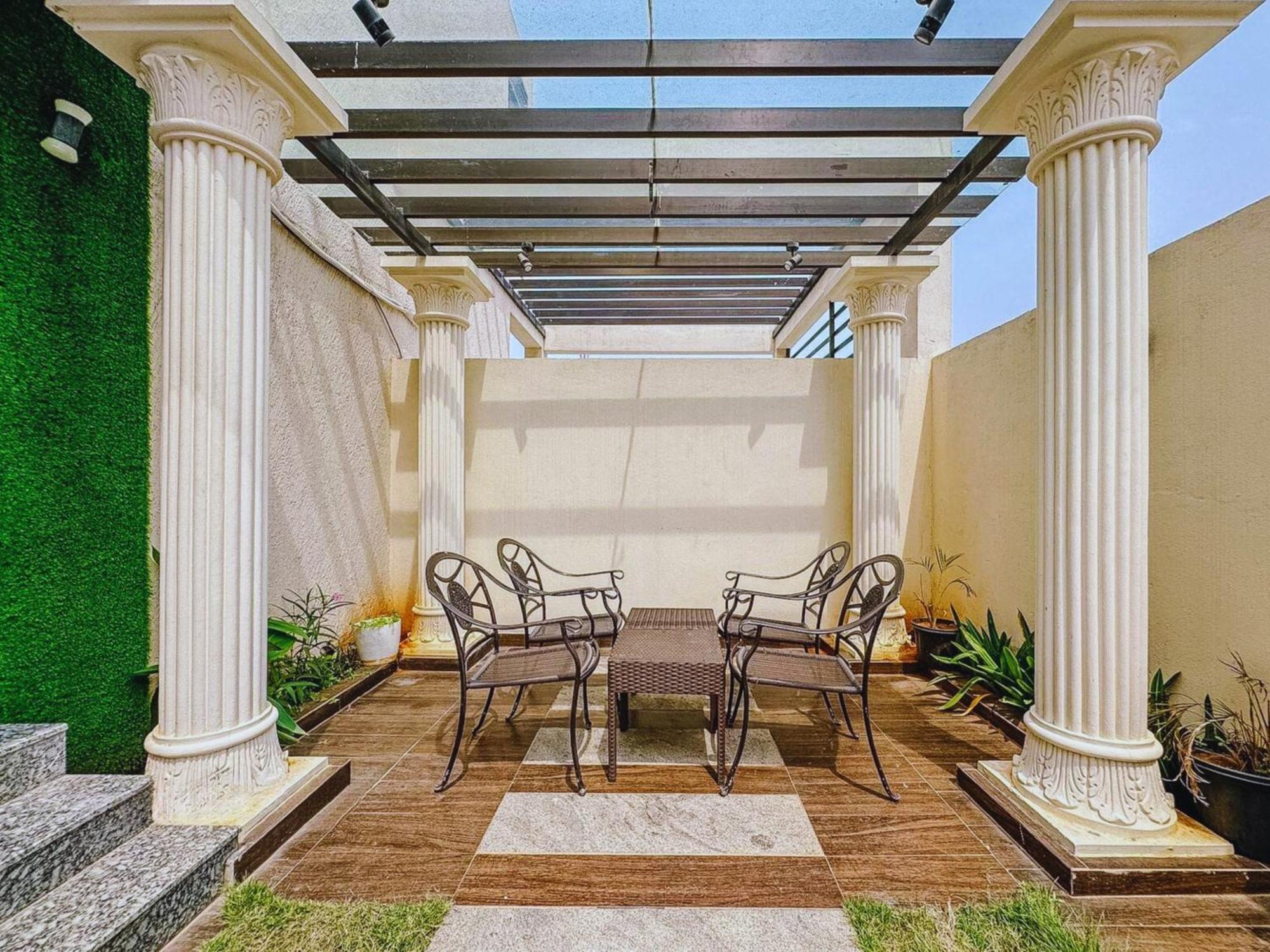 Private Villa With Swimming Pool Chennai Exterior photo